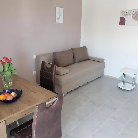 Rosemary & Free Parking * Ljubljana