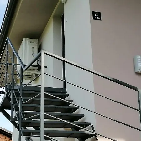 Διαμέρισμα Rosemary & Free Parking *
