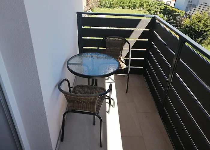 Rosemary & Free Parking * Ljubljana