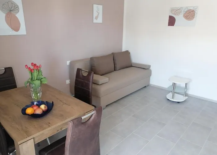 Rosemary & Free Parking * Ljubljana