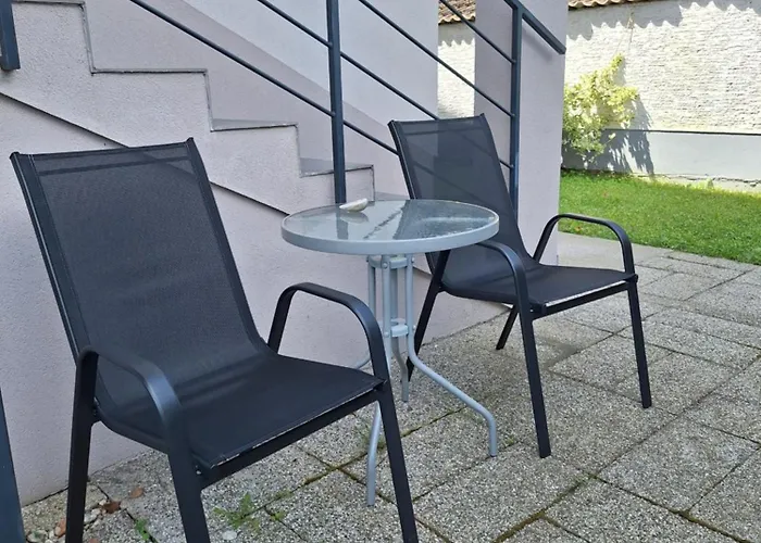 Rosemary & Free Parking *